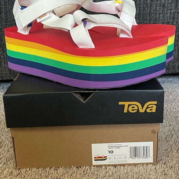 Pride TEVA sandal - Picture 2 of 6